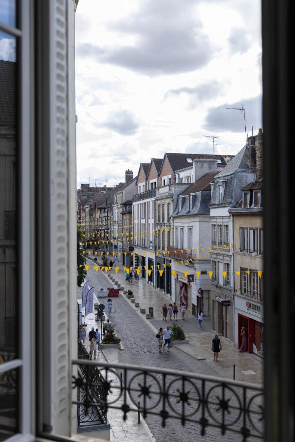 Exceptionnel Appart Haussmannien Au Coeur De Ville Troyes Luaran gambar